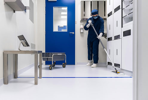 Cleanroom Weighing: Choosing the right scale for the most critical applications